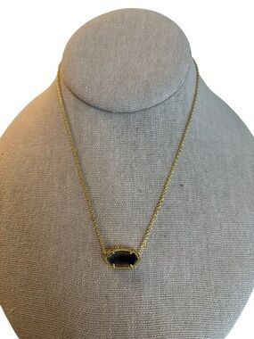 Delicate Gray Gemstone Pendant Necklace in Sterling Silver & 18 kt Vermeil Gold